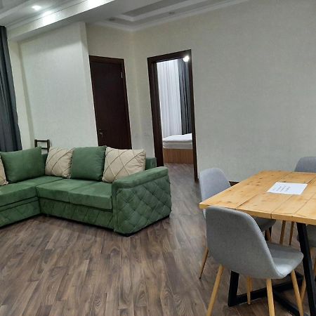 Vazi Aparthotel Tbilisi Bagian luar foto