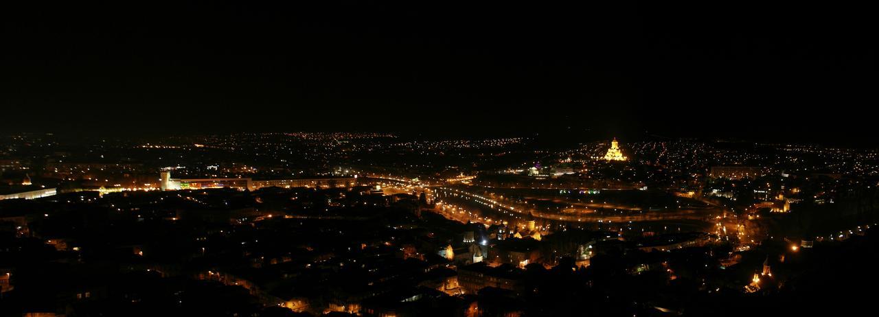 Vazi Aparthotel Tbilisi Bagian luar foto