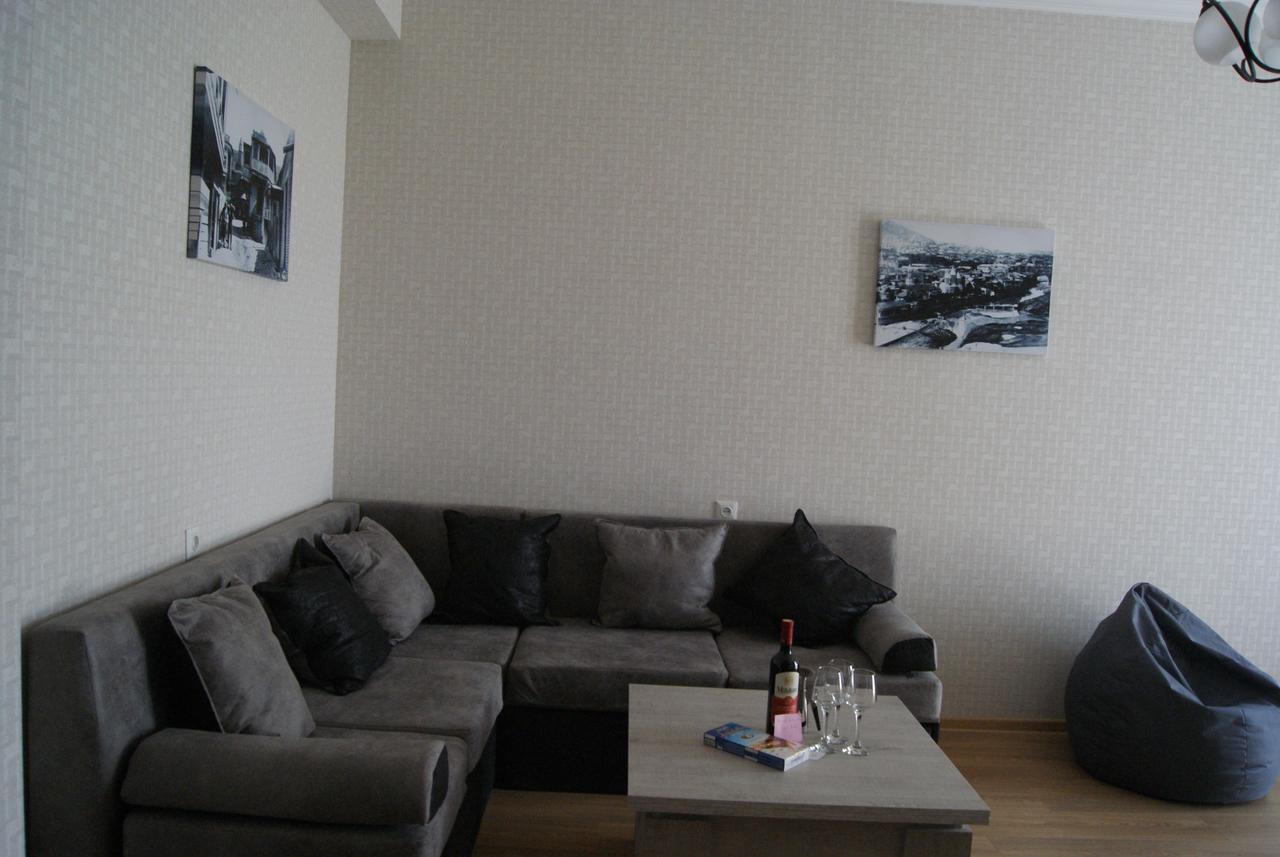 Vazi Aparthotel Tbilisi Bagian luar foto