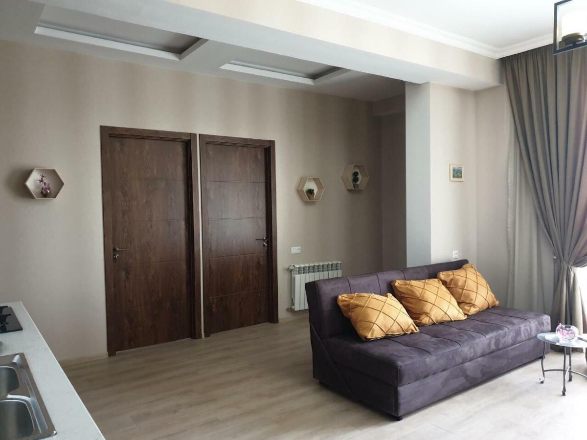 Vazi Aparthotel Tbilisi Bagian luar foto